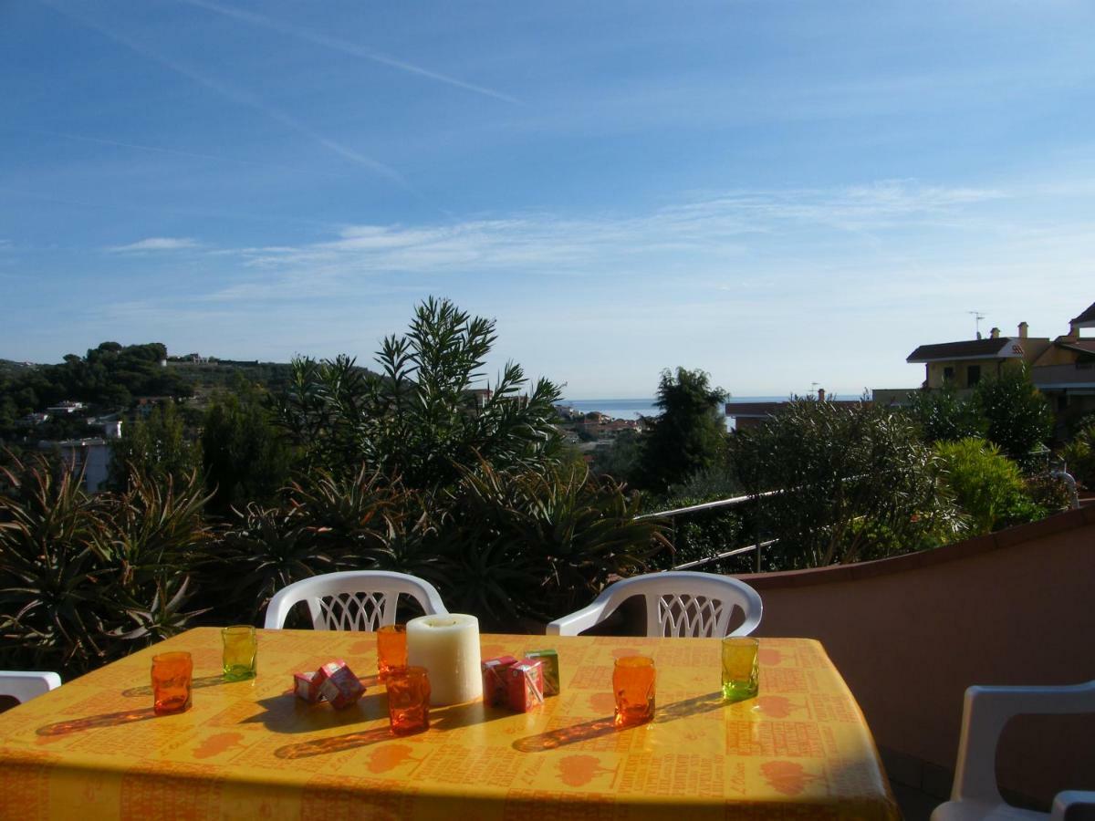 Casa Di Rino Villa San Lorenzo al Mare Exterior foto