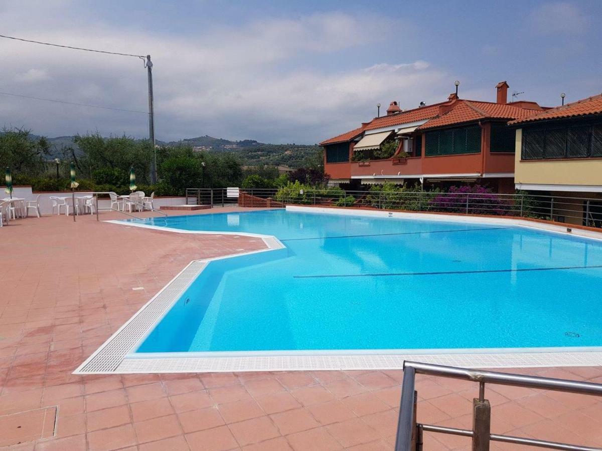 Casa Di Rino Villa San Lorenzo al Mare Exterior foto